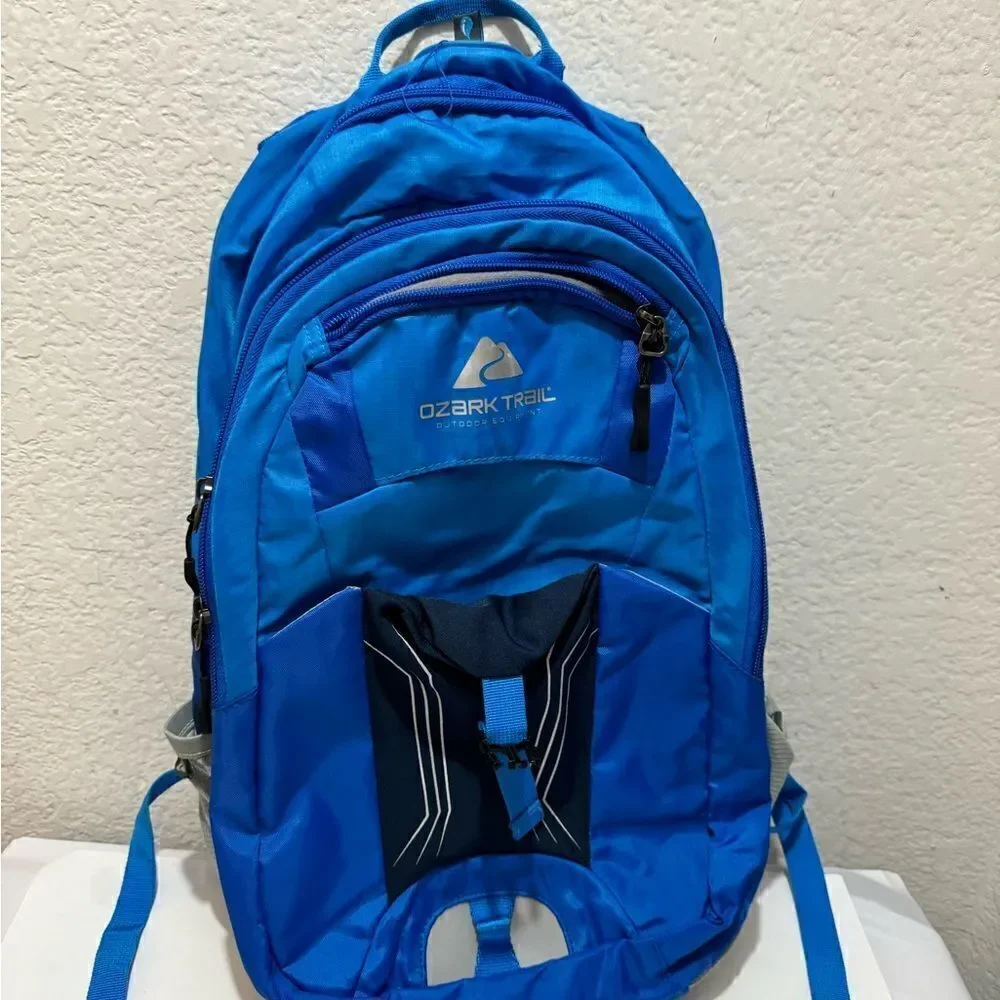 Ozark Trail  Light Backpack Blue/Gray